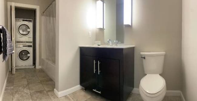 Building Photo - 1872 Commonwealth Ave