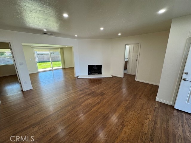 Building Photo - 1300 W Ricky Ln