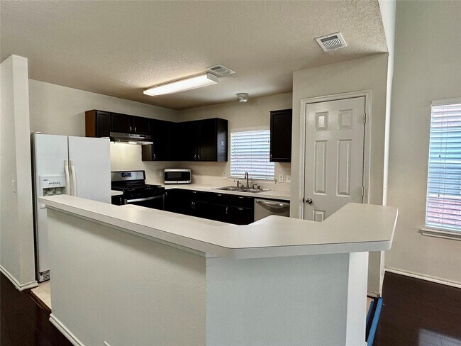 Foto del edificio - 10623 Sugar Trace Dr