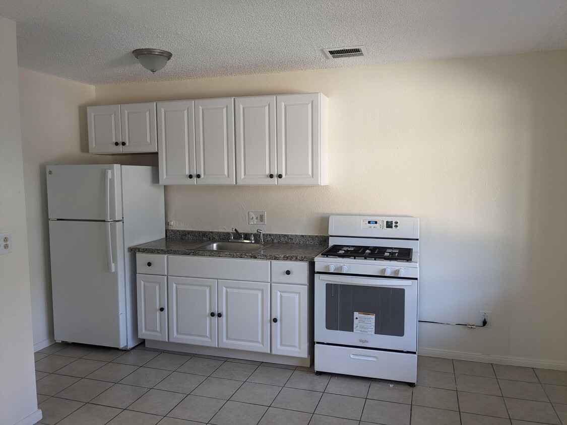 Photo - 7002 Linda Vista Rd (San Diego, CA)