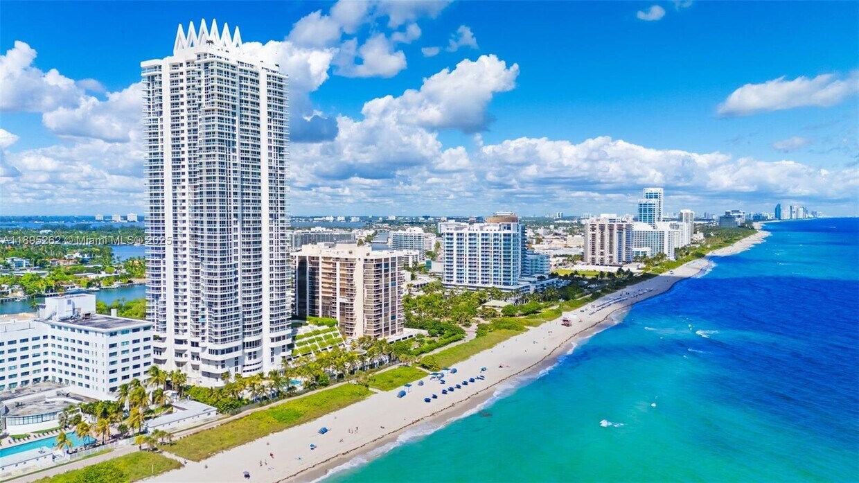 Primary Photo - 6365 Collins Ave