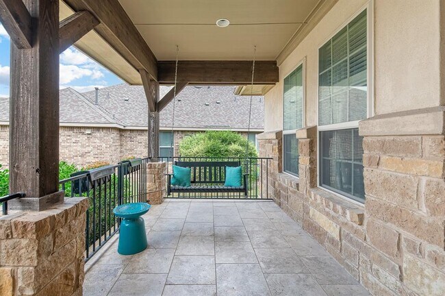 Building Photo - 4016 Castella Cove