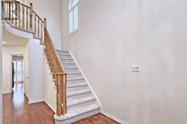 Building Photo - 7 Cottinghill Way