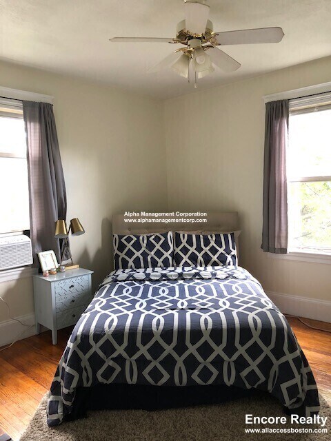 Building Photo - 155 Summer St