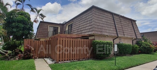 Photo - 681 Springdale Cir Townhome
