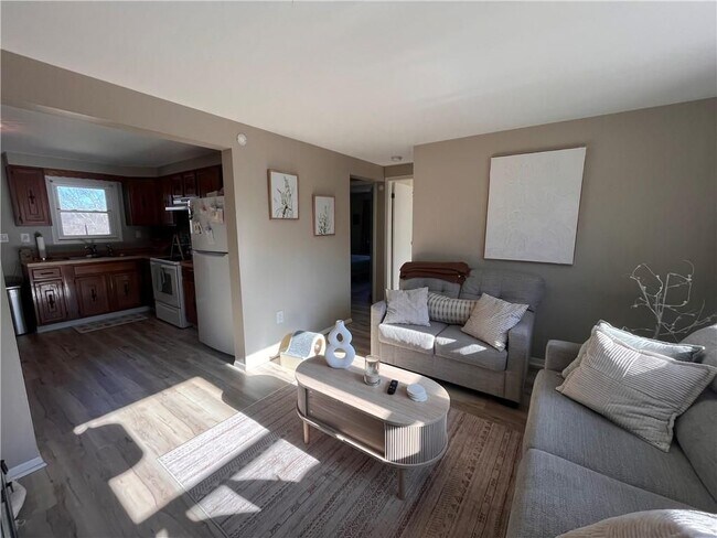 Foto del edificio - 20 Sunrise Dr