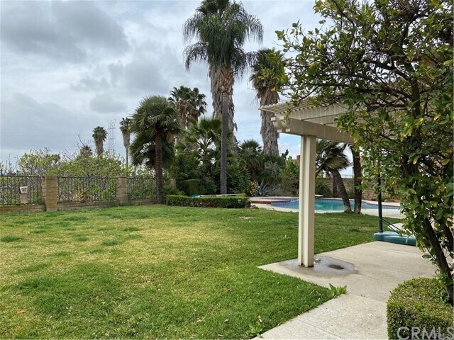 Foto del edificio - 6632 Sherwood Dr