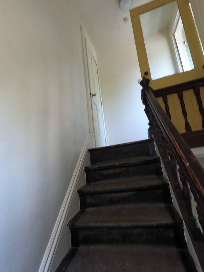 Stairs - 456 Westcott St