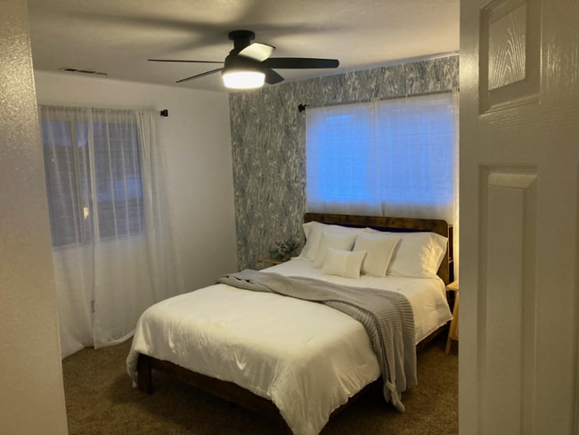 Foto del edificio - 1545 S Ash Creek Dr