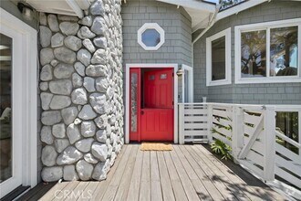 Building Photo - 1310 Bluebird Canyon Dr
