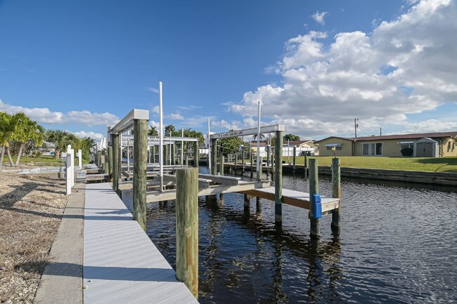 Foto del edificio - Boat Lift**Beautiful Gulf-Access Waterfron...