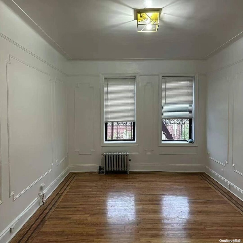 Foto principal - 43-42 45th St