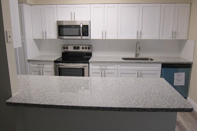 Foto del edificio - 941 Woodland Ave
