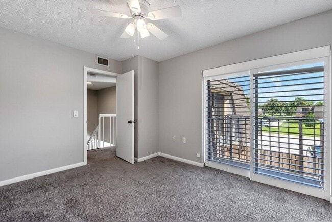Building Photo - 117 1st Way