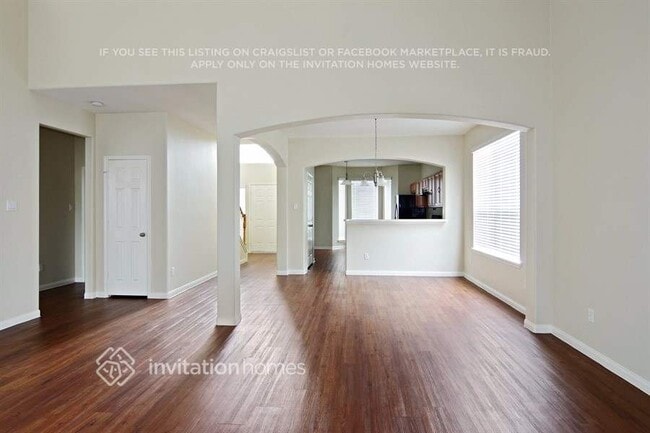 Foto del edificio - 3807 Liberty Square Trail