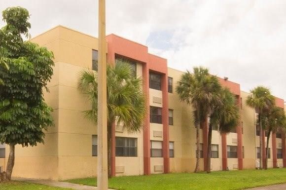 Building Photo - 11280 SW 196th St