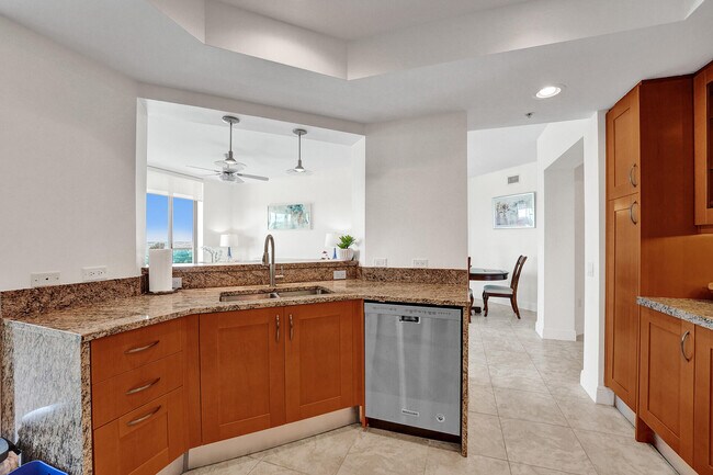Foto del edificio - 3630 Gardens Pkwy