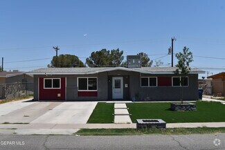 Building Photo - 304 Maricela Dr