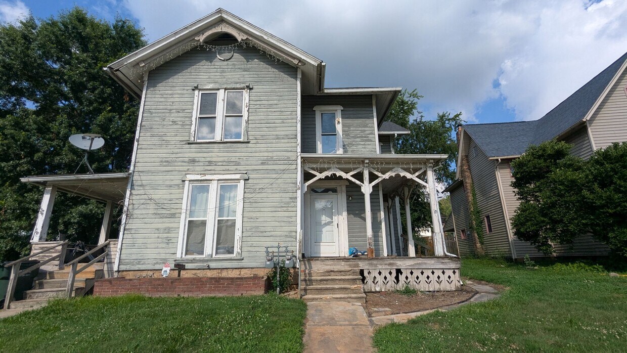 Foto principal - HSM Properties (8603 N High St)