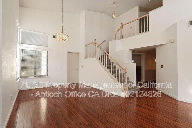 Foto del edificio - 4450 Horseshoe Cir