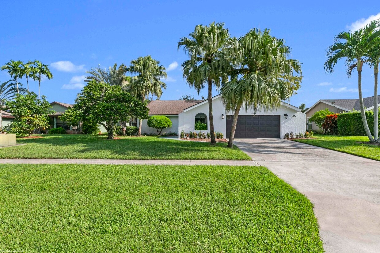 Photo - 13781 Barberry Dr (Wellington, FL)