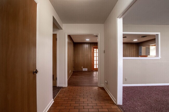 Foto del edificio - 1227 Ector St