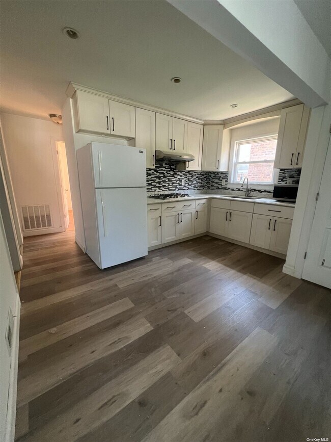 Building Photo - 14-14 141st St