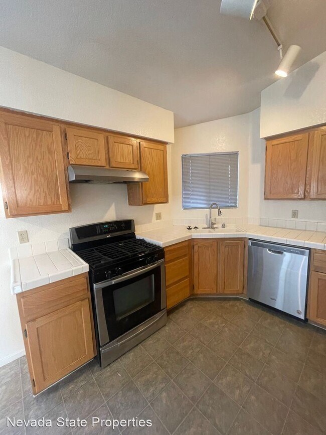 Building Photo - 3 br, 2 bath House - 345 Lander Drive