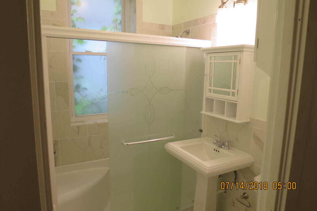 Bathroom - 1240 Maple Ave
