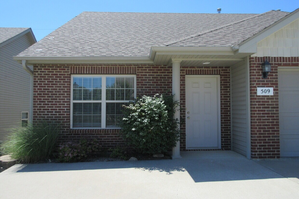 509511 Glenstone Dr. Apartment for Rent in Columbia, MO