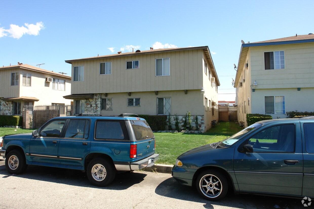 Building Photo - 7342 Vista Del Monte Ave