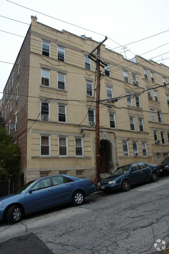 Building Photo - 5 Rockledge Pl