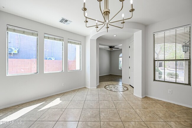 Building Photo - 23862 W Gibson Ln