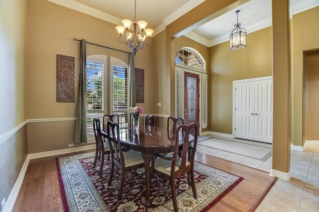 Building Photo - 2339 Berwick Dr