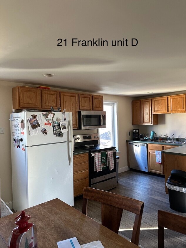 Primary Photo - 21 Franklin St