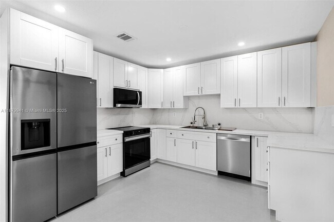 Building Photo - 9300 Marine Dr
