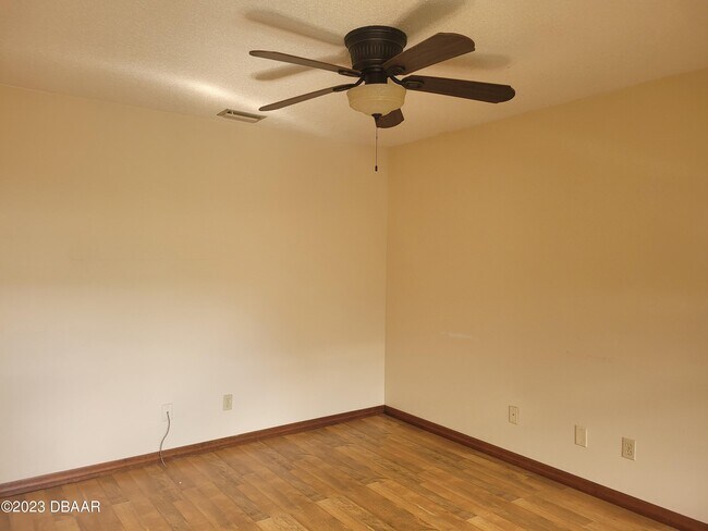 Foto del edificio - 840 Center Ave