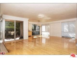 Building Photo - 318 N Maple Dr