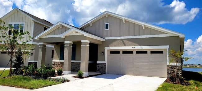824 Griffon Ave  