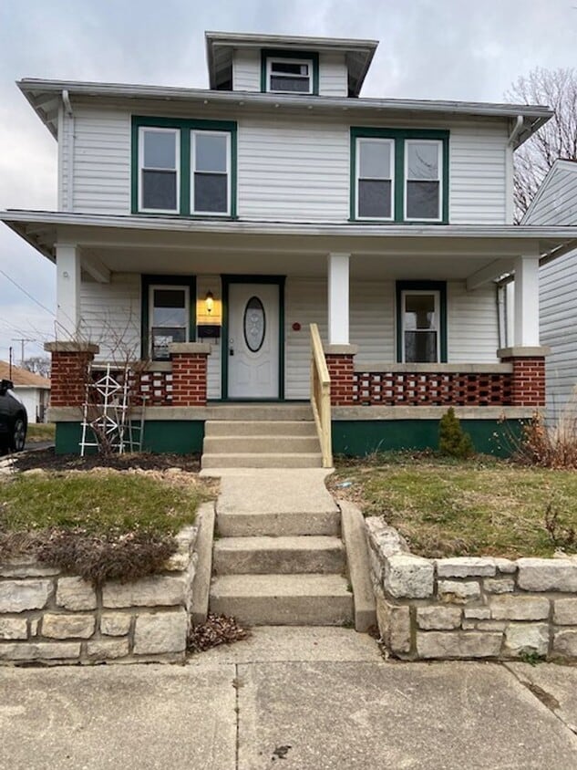3 Bedroom, 2 Bath w/Full Finished Basement and Lots of Charm - 3 Bedroom, 2 Bath w/Full Finished Basement and Lots of Charm