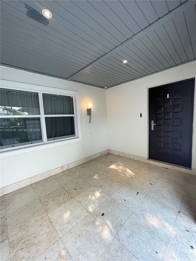 Foto del edificio - 2100 Tallahassee