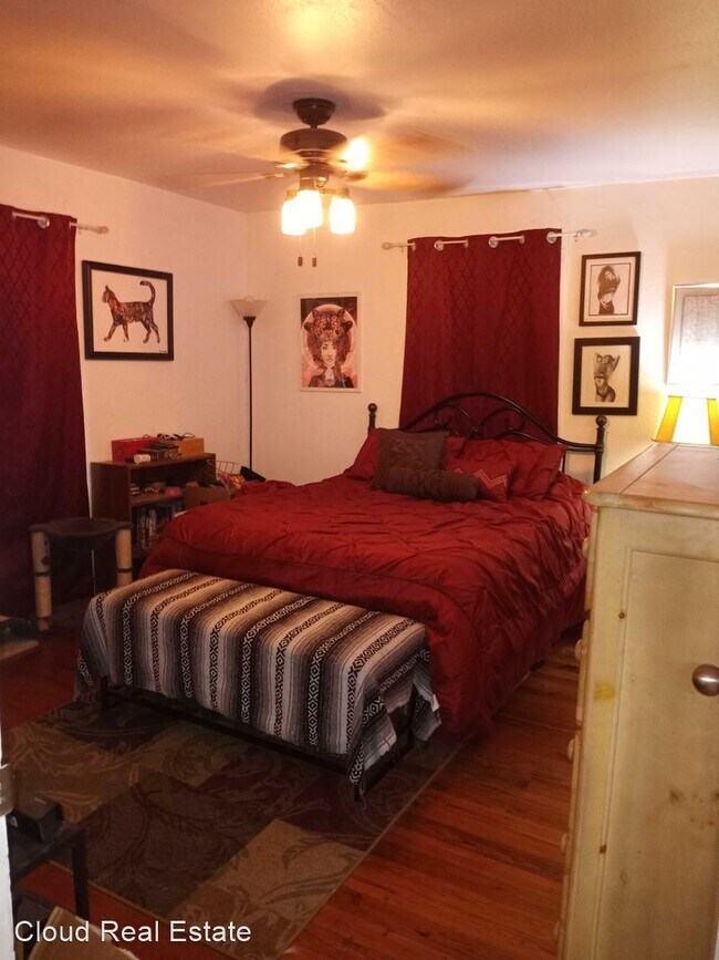 Foto del edificio - 3 br, 2 bath House - 1130 N. Wall St