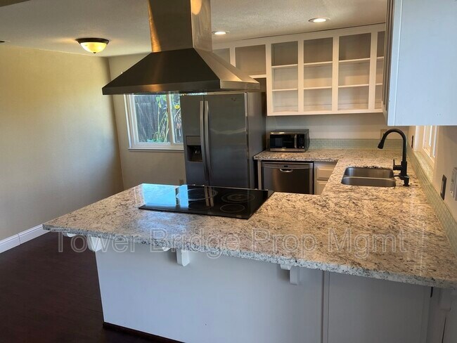 Foto del edificio - 10040 Viewoods Ct