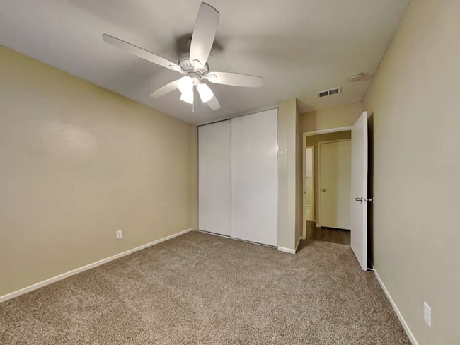 Foto del edificio - 784 E Turmont St