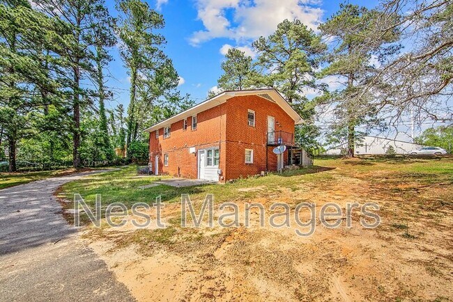 Foto del edificio - 4305 Rosehill Rd