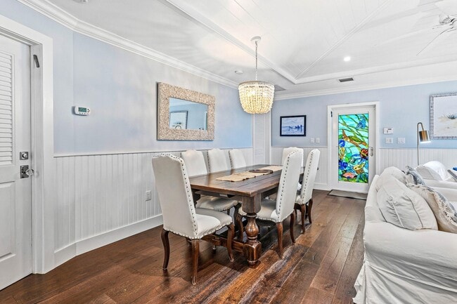 Building Photo - 3421 S Ocean Blvd