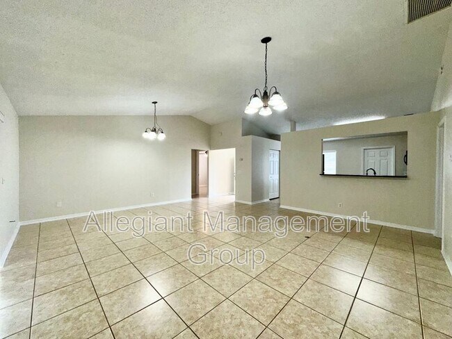 Building Photo - 602 Del Aire Ct