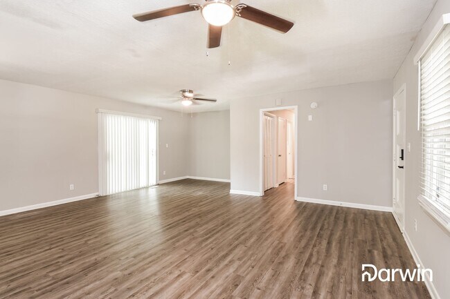 Foto del edificio - 2029 Gherry Dr, Austell, GA 30106