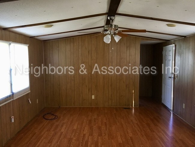 Building Photo - 5338 Godwin Lake Rd