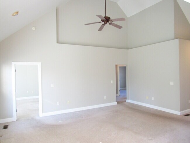 Building Photo - 1125 Leann Ct